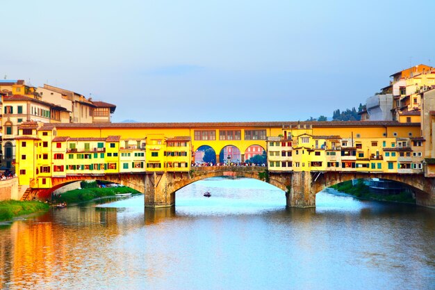 Ponte Vecchio ponte sul fiume Arno a Firenze, Italy