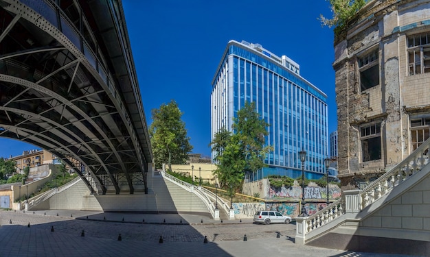 Ponte vecchio ristabilito a Odessa Ucraina