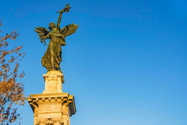 Ponte Vittorio Emanuele a Roma