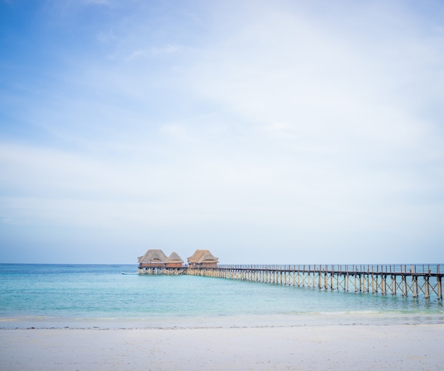 Pontile sul mare