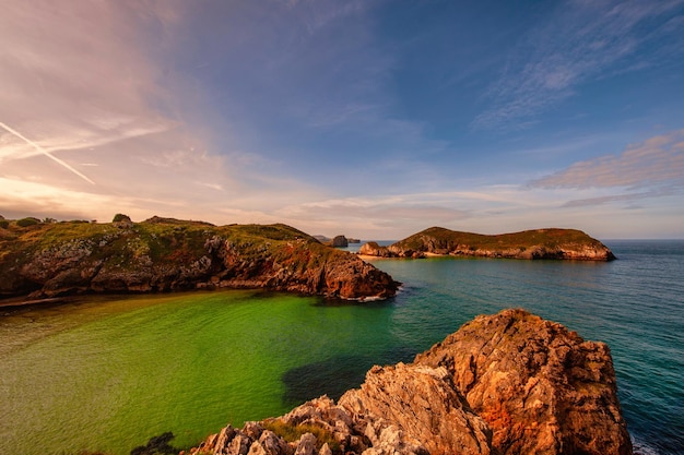 Poo Island e Almenada Beach llanes