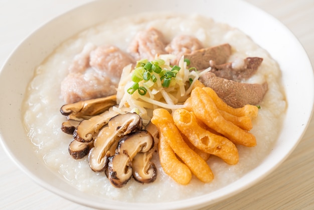 Pork Congee o Porridge con Pork bowl