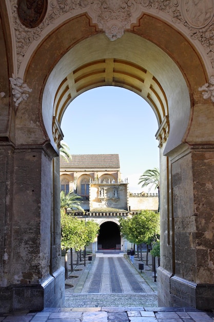 Porta al cortile della Mezquita-Catedral, Cordoba