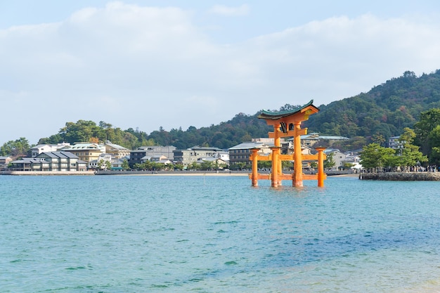Porta torii galleggiante a Itsukushima