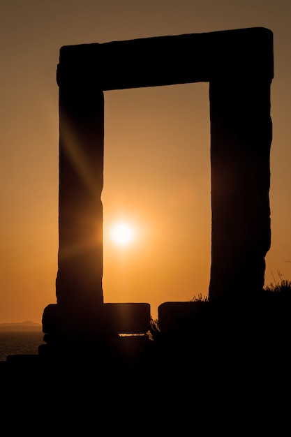 Portara di Naxos al tramonto