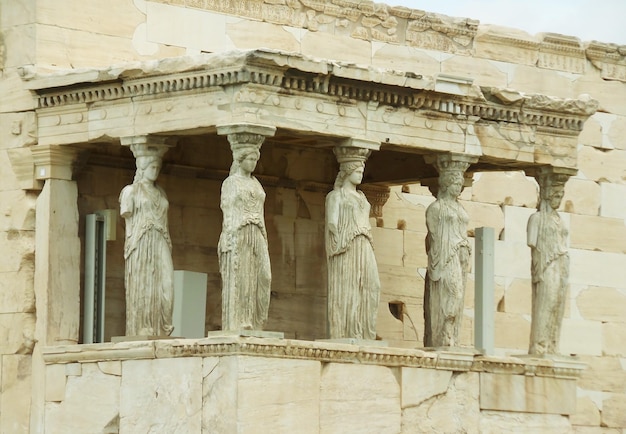 Portico delle fanciulle di Erechtheum Antico tempio greco sull'Acropoli di Atene Grecia