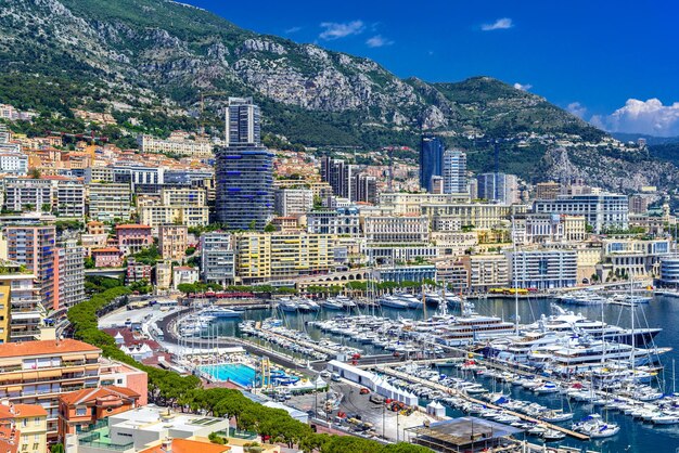 Porto con yacht a La Condamine MonteCarlo Monaco Costa Azzurra Costa Azzurra