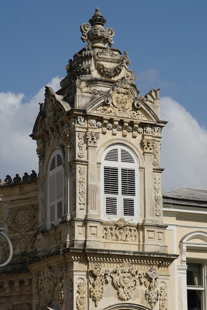 Portone del palazzo di Dolmabahce a Costantinopoli Turkiye