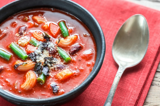 Porzione di minestrone