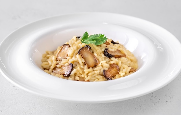 Porzione di risotto ai funghi