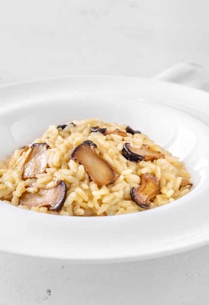 Porzione di risotto ai funghi