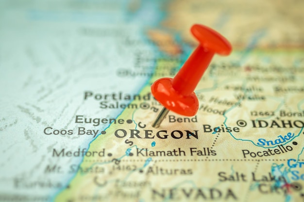 Posizione stato dell'Oregon, mappa con puntina rossa che indica il primo piano, USA, Stati Uniti d'America