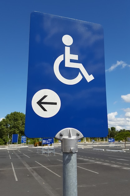 Posto auto riservato a persone disabili