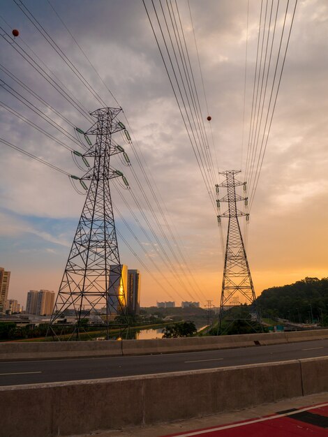 Power Tower dal Laguna Bridge a San Paolo