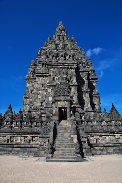 Prambanan è il tempio indù di Yogyakarta, Java, Indonesia