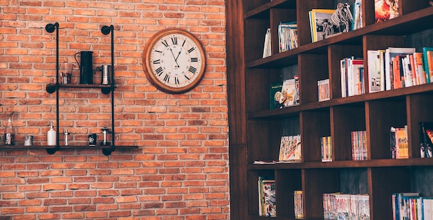 Prenota in biblioteca e stanze varie per la classe business e l'istruzione di ritorno al concetto di scuola Bellissima biblioteca