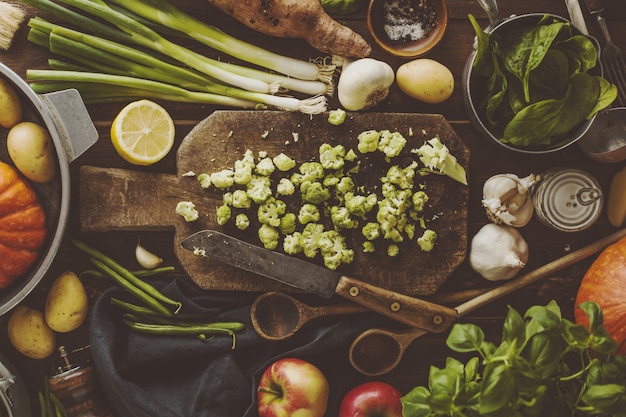 Preparazione del processo di cottura della cena sana