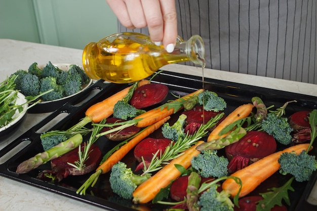 Preparazione delle verdure fresche per la tostatura