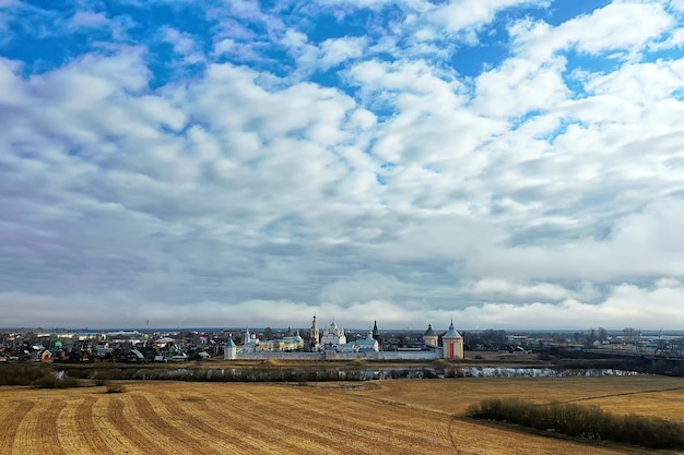 priluki monastero vologda, cristianesimo storia architettura paesaggio