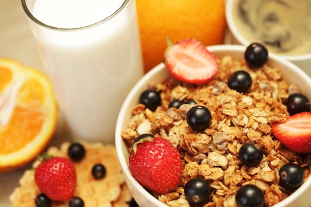 Primo piano colazione con cereali