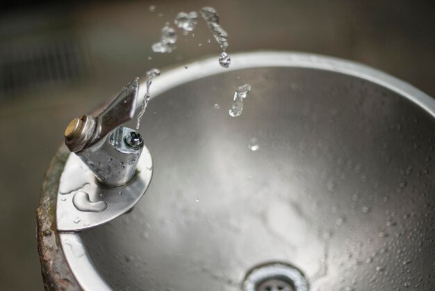 Primo piano degli spruzzi d'acqua