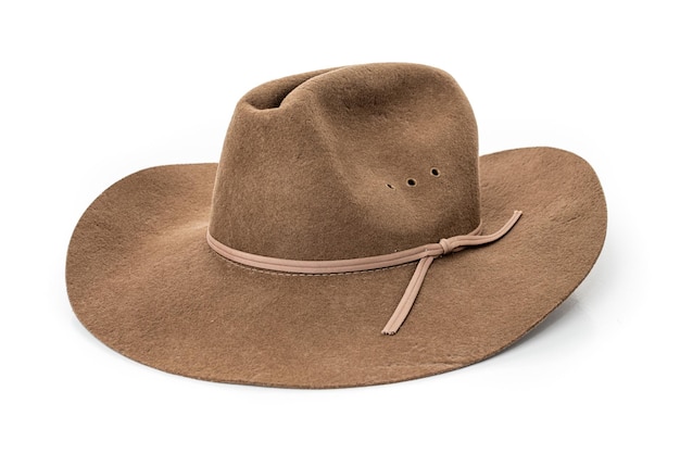 Primo piano del cappello da cowboy isolato su uno sfondo bianco
