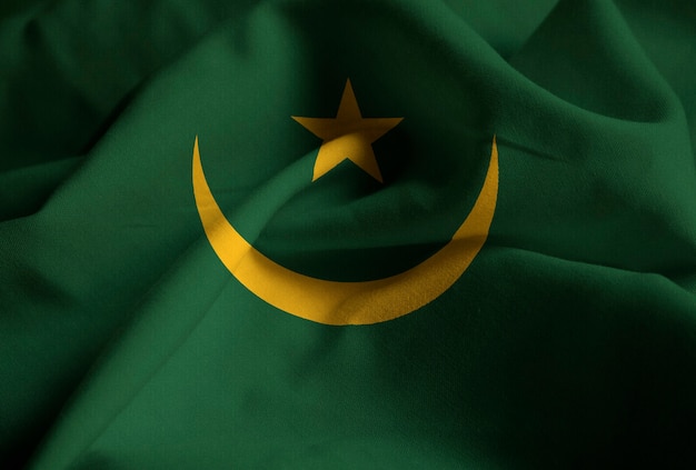 Primo piano della bandiera increspata della Mauritania, bandiera della Mauritania che soffia in vento