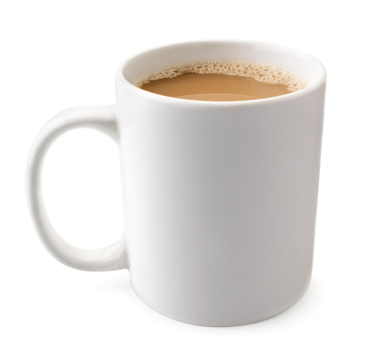 Foto primo piano della tazza di caffè su bianco isolato