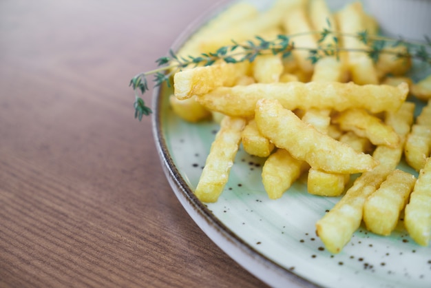 Primo piano delle patate fritte