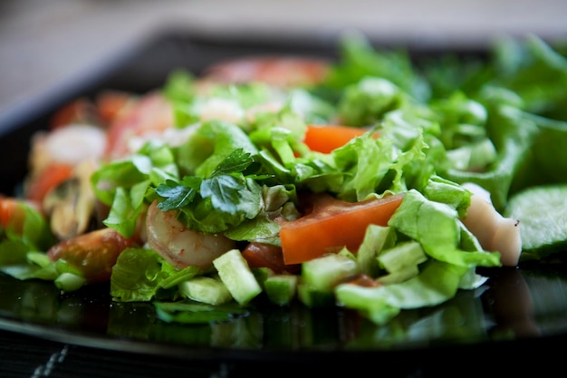 primo piano di insalata