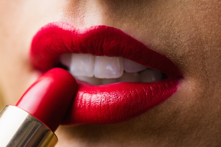 Foto primo piano di labbra con il trucco su di loro