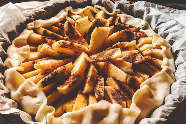 Primo Piano Di Torta Fresca Sul Tavolo