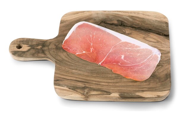 prosciutto affettato su una tavola di legno