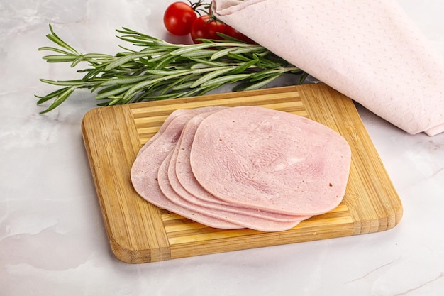 Prosciutto di maiale affettato per panini