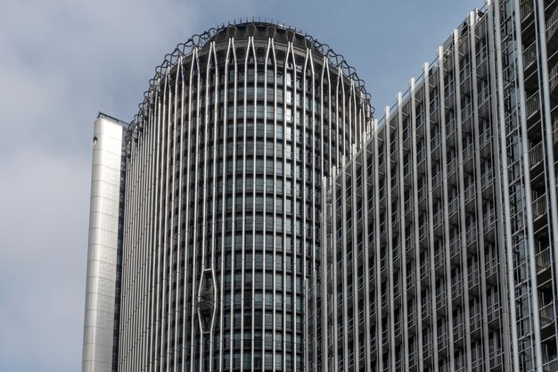 Prospettiva dell'edificio per uffici nel centro finanziario di madrid.