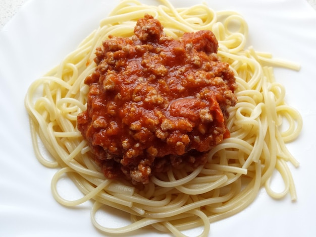 Prossimo piano degli spaghetti bolognese