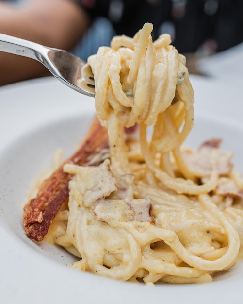 Prossimo piano del cibo nel piatto