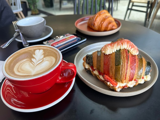 Prossimo piano del cibo sulla tavola