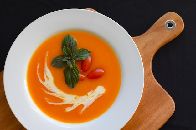 Prossimo piano del cibo sulla tavola