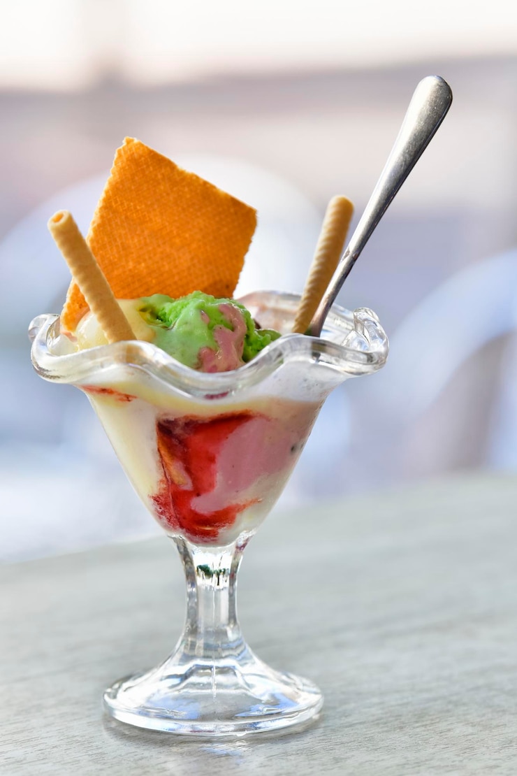 Foto prossimo piano del gelato sul tavolo