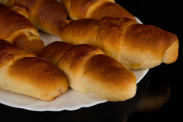 Prossimo piano del pane nel piatto