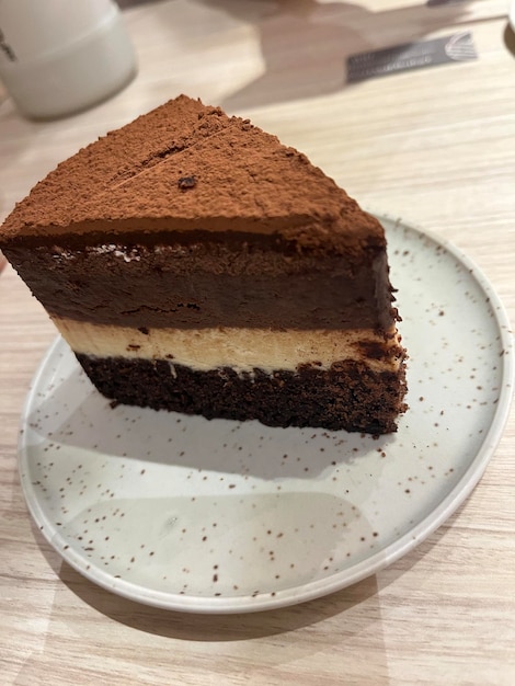 Prossimo piano della torta nel piatto