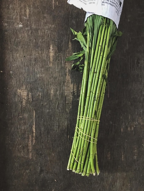 Prossimo piano delle verdure sulla tavola