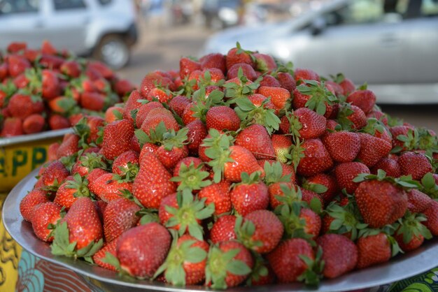 Prossimo piano di frutta destinata alla vendita sul mercato