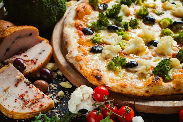 Proteine vegetali dietetiche per pizza broccoli e cavolfiori