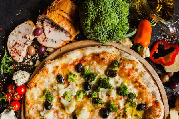 Proteine vegetali dietetiche per pizza broccoli e cavolfiori