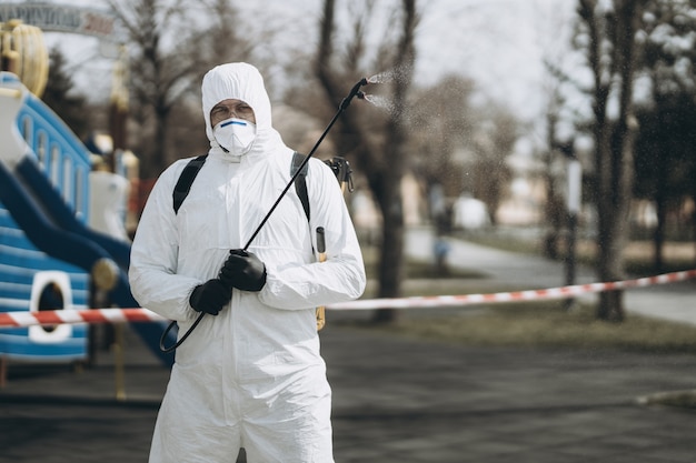 Pulizia e disinfezione in città