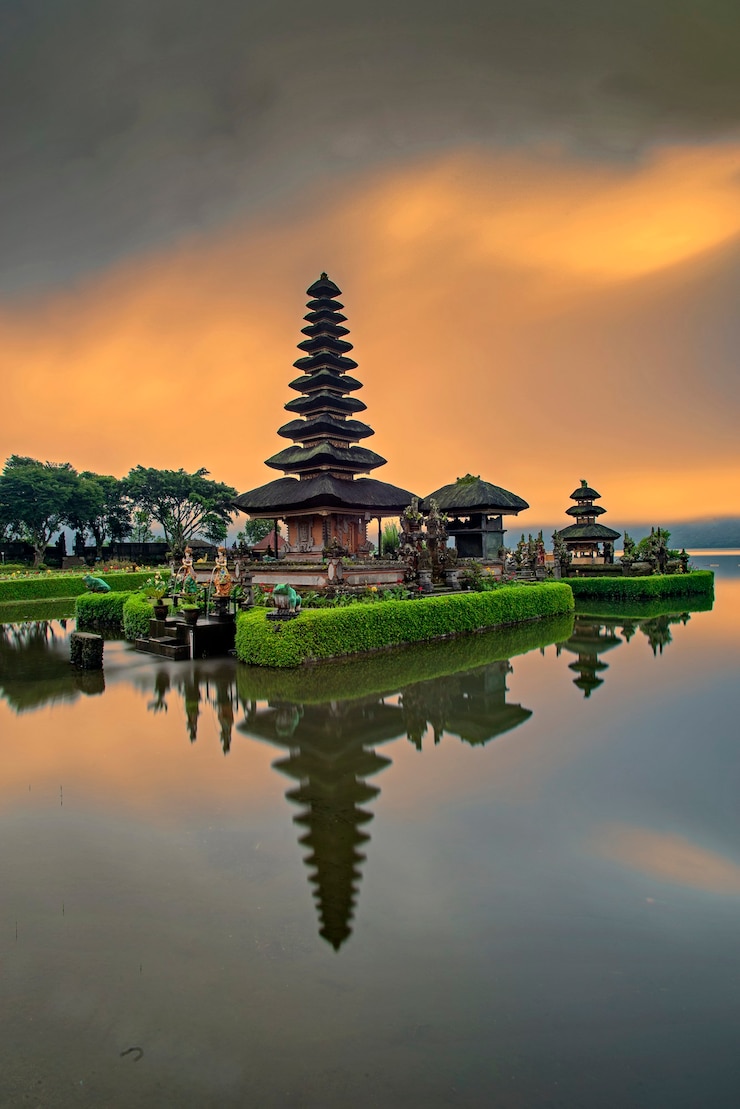 Foto pura ulun danu bratan, bali, indonesia