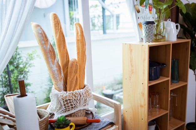 Raccolta di ingredienti per fare torte e pane perfetti per marchi di alimenti e bevande