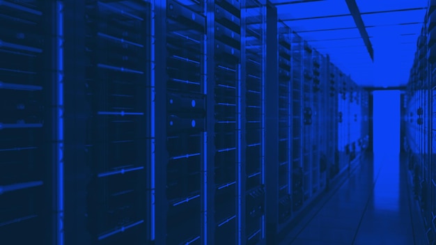 Racks di server in rete di computer sicurezza server room data center 3D render blu scuro